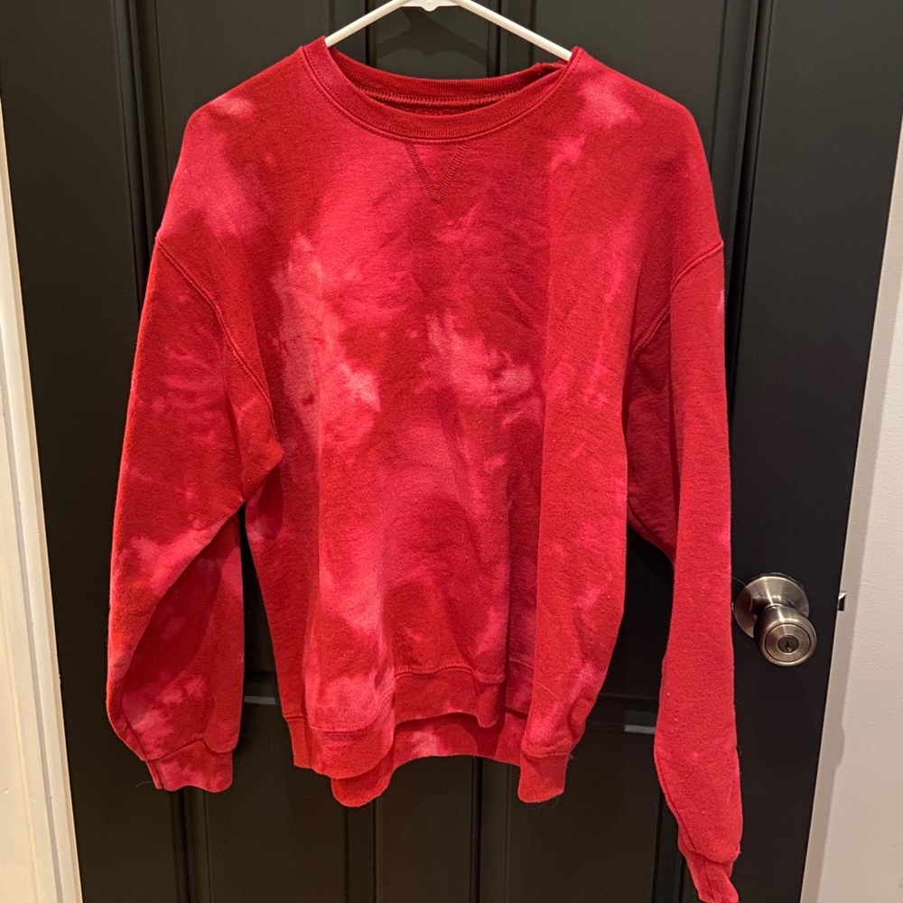 Crewneck sweatshirt